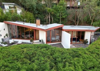 John Lautner Houses Real Estate Newsletter: A John Lautner Masterpiece